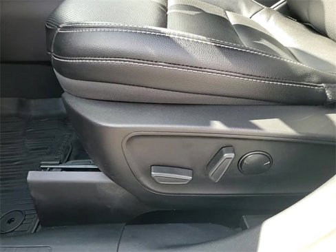Used 2022 Ford Escape SEL image 13