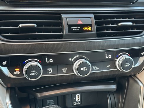 Used 2019 Honda Accord EX image 24