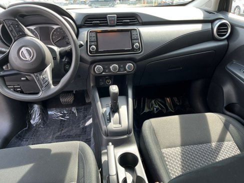Used 2024 Nissan Versa S w/ Trunk Package image 37