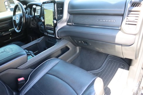 Used 2019 RAM 3500 Limited image 30