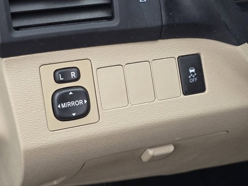 Used 2009 Toyota Venza image 12