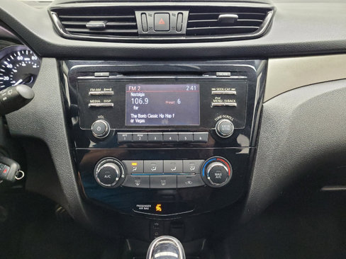 Used 2018 Nissan Rogue Sport S w/ S Appearance Package image 25