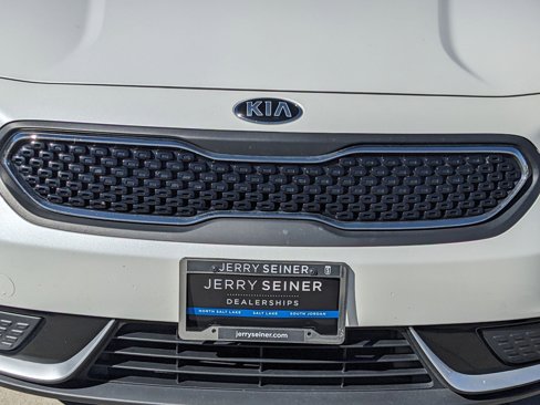 Used 2019 Kia Niro FE image 9