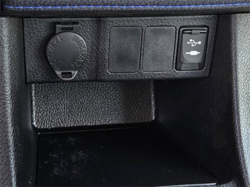 Used 2017 Toyota Corolla SE image 18