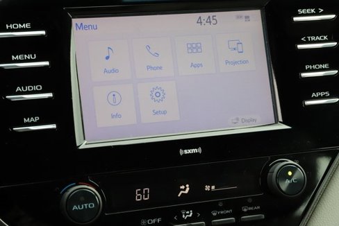 Used 2020 Toyota Camry SE image 23