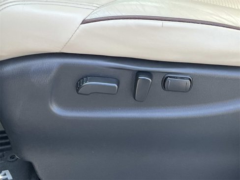 Used 2017 Nissan Armada Platinum w/ Captain Seat Package image 29