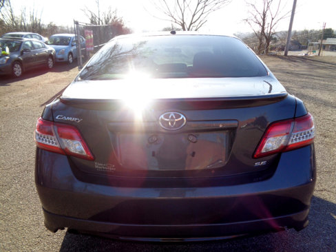 Used 2011 Toyota Camry SE image 6