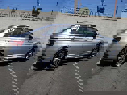 Used 2023 Volkswagen Jetta SE image 7