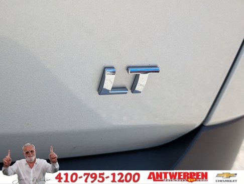 Used 2021 Chevrolet Traverse LT w/ LT Premium Package image 11
