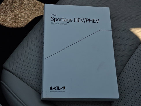 Used 2023 Kia Sportage EX w/ EX Premium Package image 25