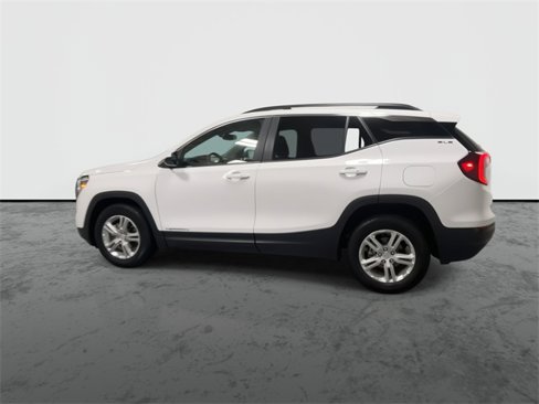 Certified 2024 GMC Terrain SLE w/ Driver Convenience Package image 6