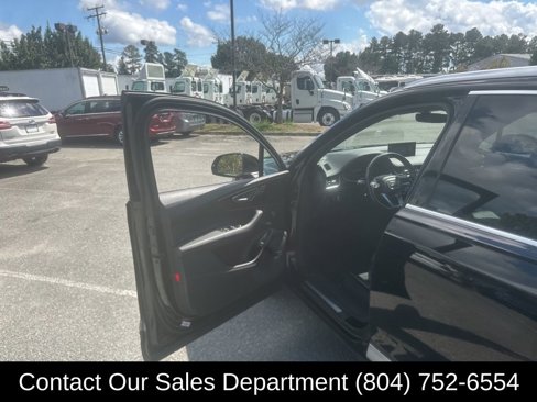 Used 2017 Audi Q7 3.0T Premium Plus w/ Premium Plus Package image 13