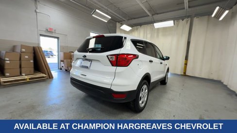 Used 2019 Ford Escape S image 12