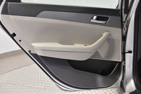 Used 2017 Hyundai Sonata SE w/ Cargo Package image 26