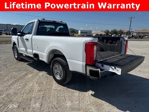 Used 2023 Ford F250 XL w/ XL Chrome Package image 4