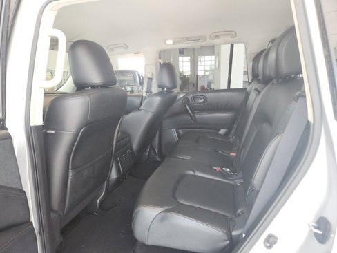 Used 2021 Nissan Armada SV image 17