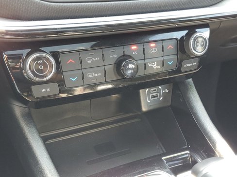 Used 2023 Jeep Compass Trailhawk w/ Trailhawk Elite Group image 23