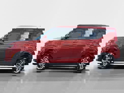 Used 2022 Kia Soul LX image 6