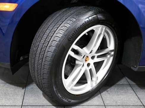 Used 2022 Porsche Macan image 7
