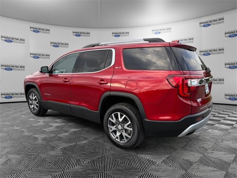 Used 2023 GMC Acadia SLT image 3