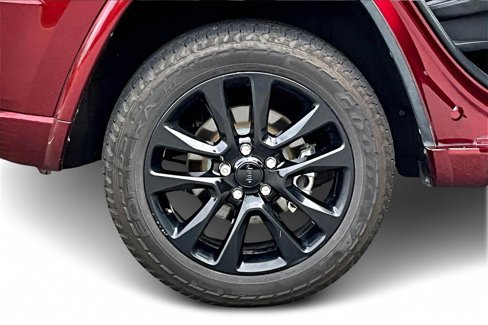 Certified 2018 Jeep Grand Cherokee Altitude image 31