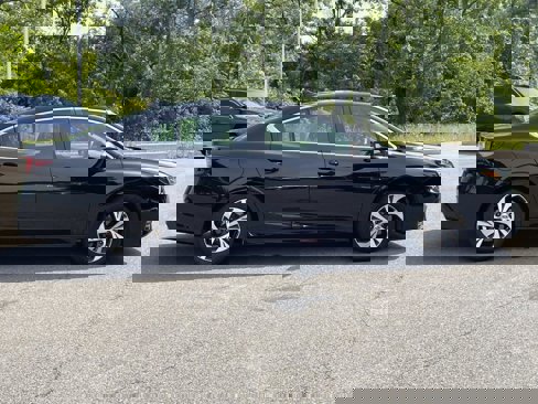 Used 2022 Subaru Legacy image 6
