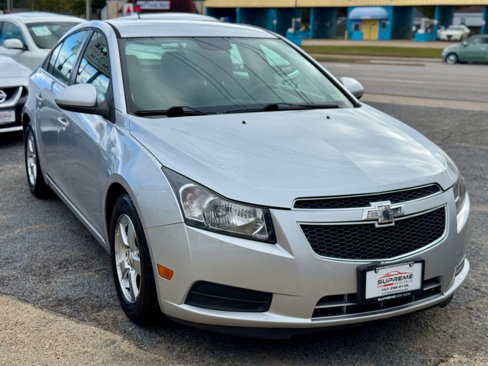 Used 2014 Chevrolet Cruze LT image 2