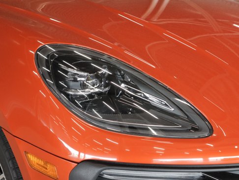 Certified 2024 Porsche Macan image 28