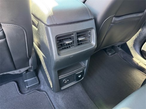 Used 2021 Ford Edge SEL w/ Convenience Package image 12