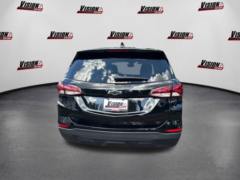 Used 2024 Chevrolet Equinox LS w/ LS Convenience Package image 6