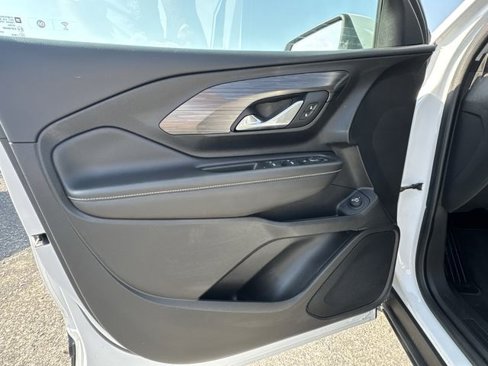 Certified 2022 GMC Terrain SLE w/ Driver Convenience Package image 22