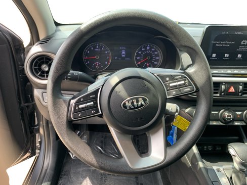 Used 2020 Kia Forte LXS image 17
