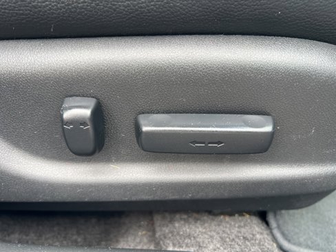 Used 2011 Honda Accord EX-L image 42