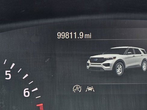 Used 2021 Ford Explorer 2WD image 18