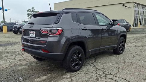 Used 2023 Jeep Compass Trailhawk image 8