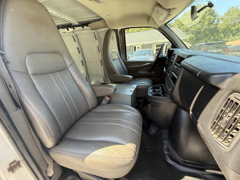 Used 2014 Chevrolet Express 3500 image 15
