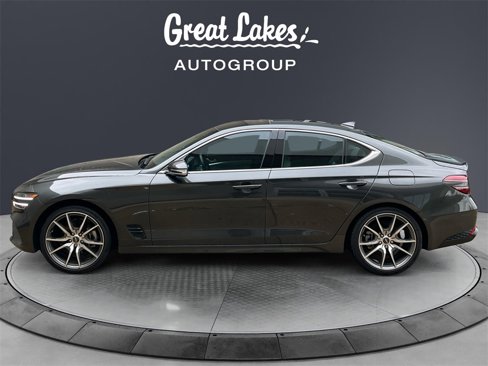 Used 2023 Genesis G70 2.0T image 2