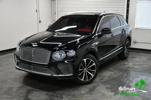 Used 2022 Bentley Bentayga image 2