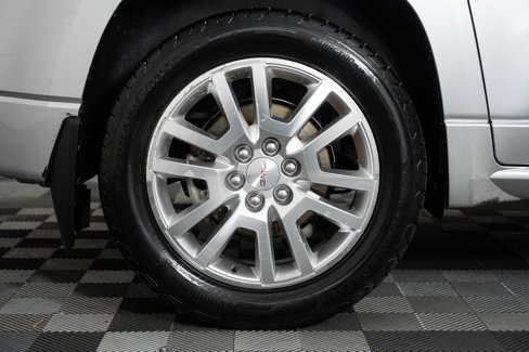 Used 2015 GMC Acadia Denali image 44