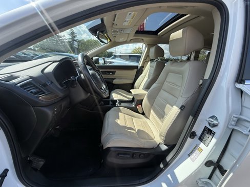 Used 2019 Honda CR-V Touring image 14