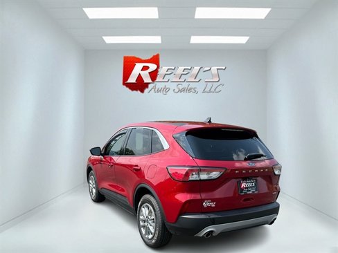 Used 2020 Ford Escape SE image 37