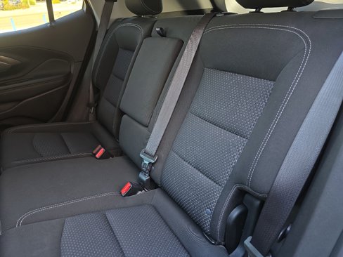 Used 2022 GMC Terrain SLE image 29