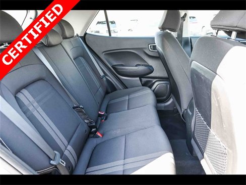 Certified 2023 Hyundai Venue SEL image 18