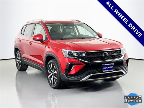 Used 2023 Volkswagen Taos SE image 1