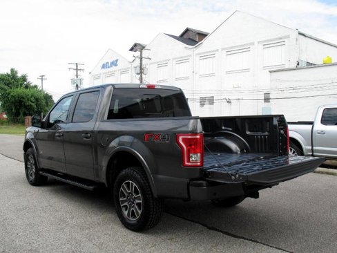 Used 2016 Ford F150 XLT w/ Equipment Group 302A Luxury image 11
