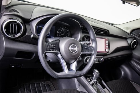 Used 2024 Nissan Kicks SV image 17