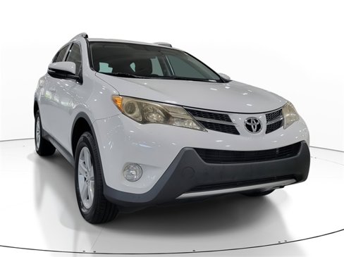 Used 2014 Toyota RAV4 XLE image 4