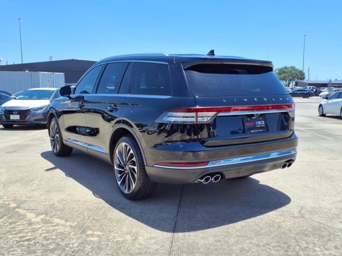 Used 2020 Lincoln Aviator Reserve w/ Equipment Group 202A image 3