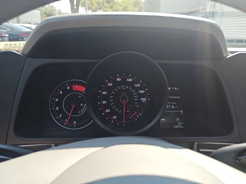 Used 2023 Hyundai Elantra SE image 19