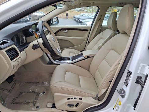 Used 2016 Volvo XC70 T5 Platinum image 14